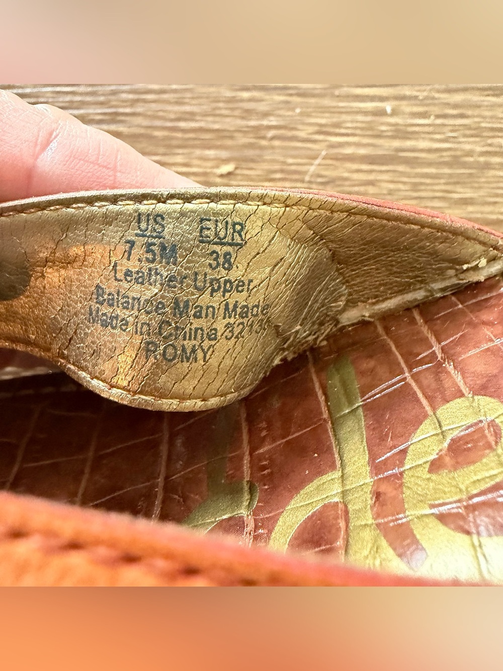Sam Edelman Leather Wedge Sandals
Little wear inner strap (last pic)
Size 7.5 - Picture 8 of 10